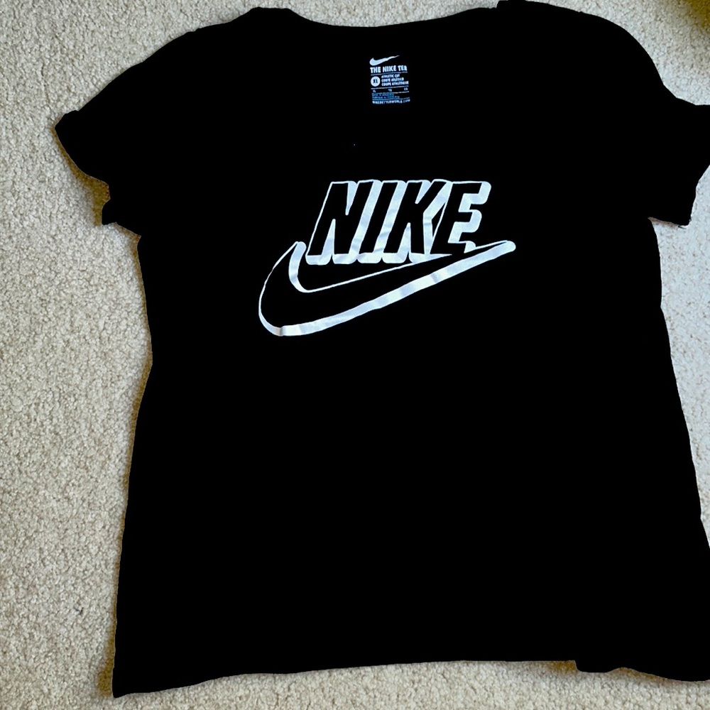 Black Nike Logo Tee